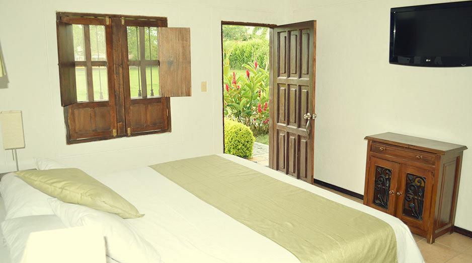 Hacienda El Eden Resort Santa Elena  Exterior photo